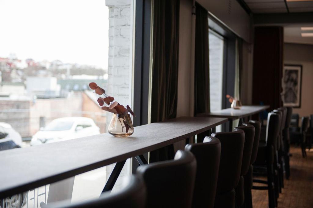 Henriks Hotell Шиен Екстериор снимка